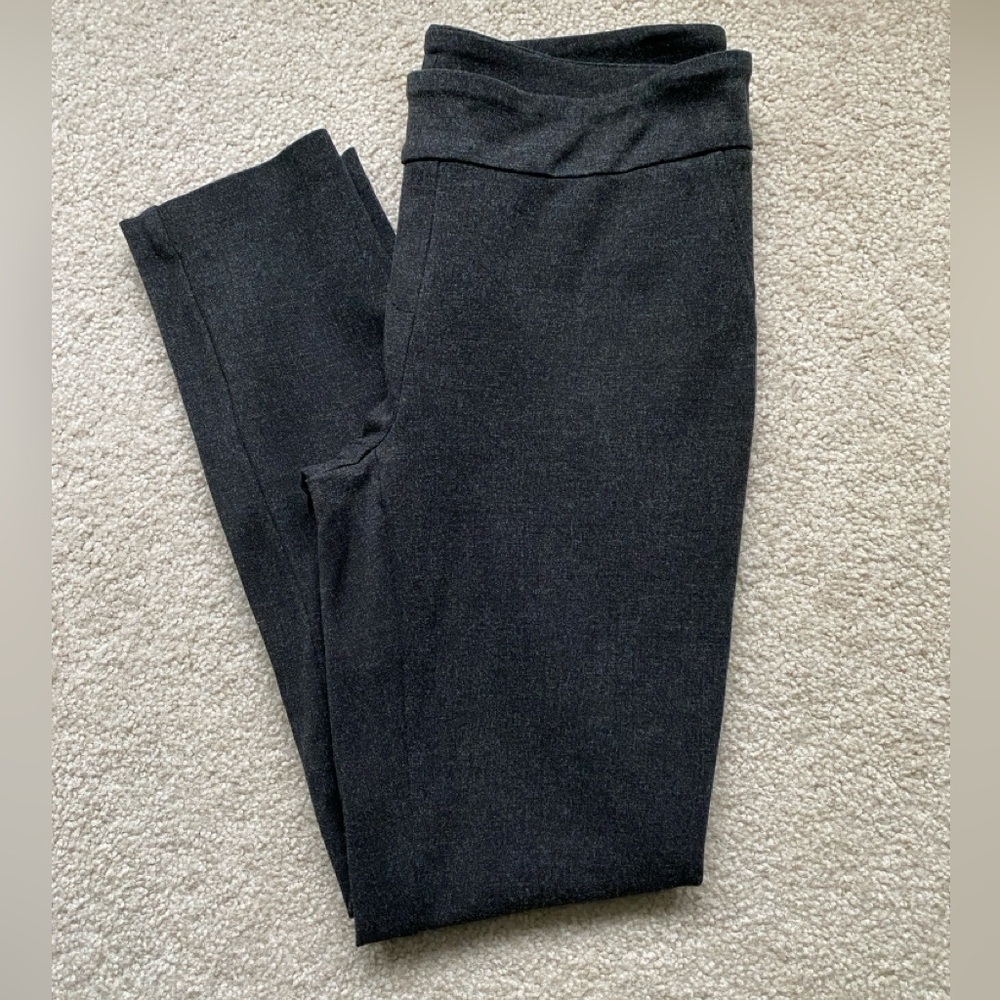 Dahlia charcoal grey straight leg ponte pant size 10